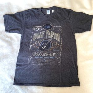 DOLLY PARTON RETRO T-SHIRT..NEW WITH TAG! SIZE MEDIUM!